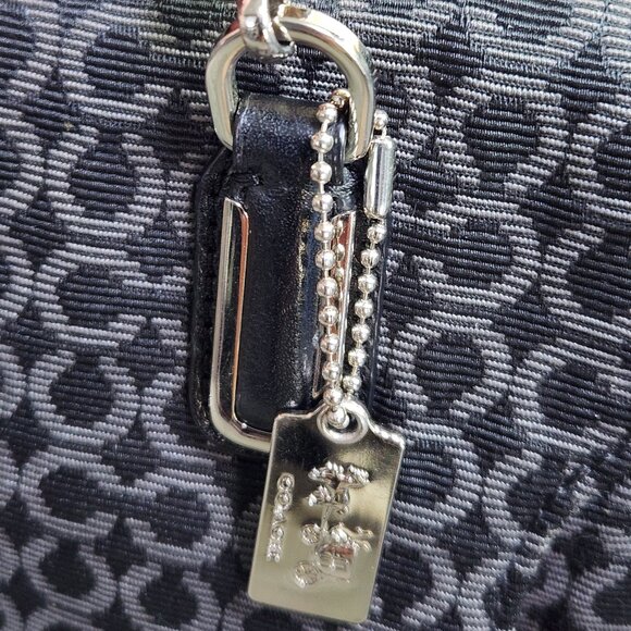 Euc Coach Madison Signature Black Signature C's Handbag Satchel Purse - Picture 12 of 13